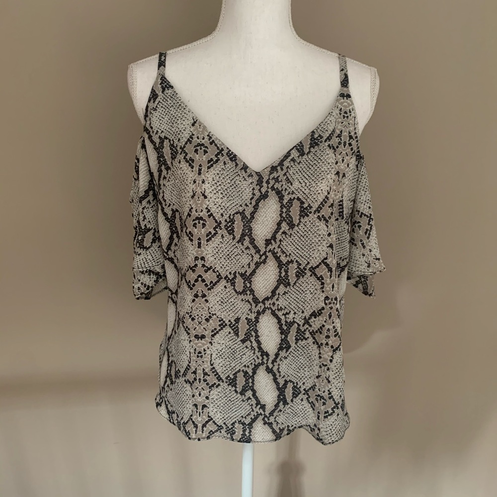 Off Shoulder Snakeskin Pattern Top